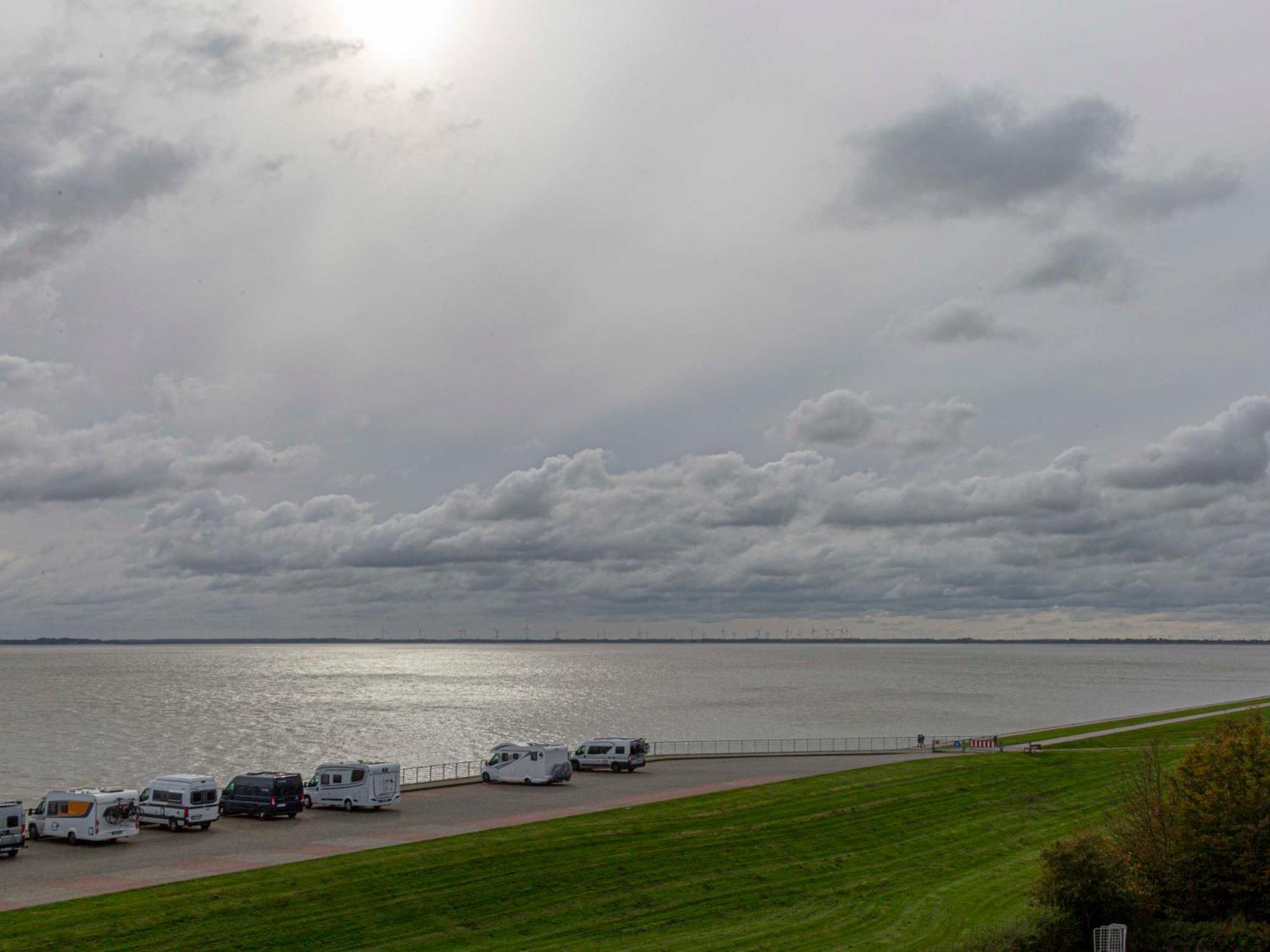 107-2 Neptun Mit Meerblick Wilhelmshaven Rum bild